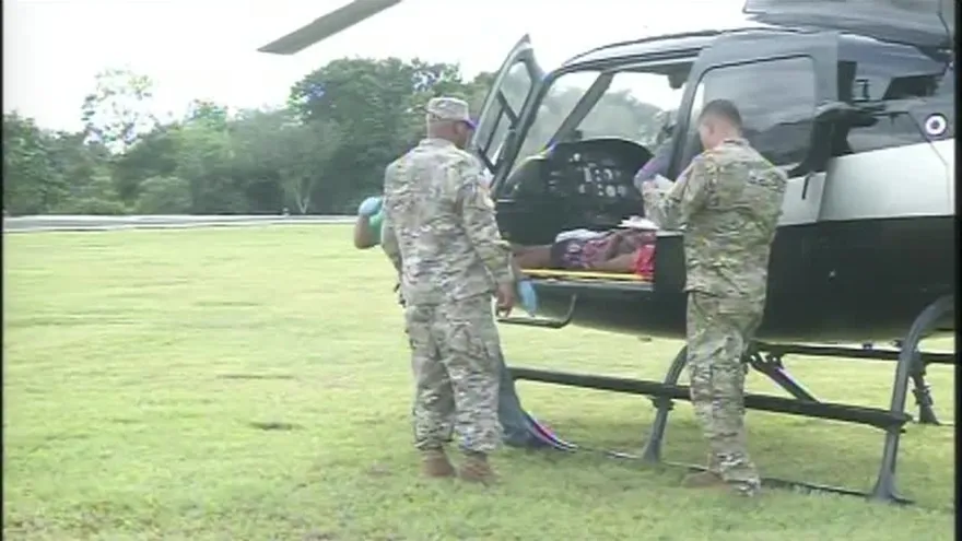 Trasladan vía aérea a niña que cayó de un árbol en Veraguas
