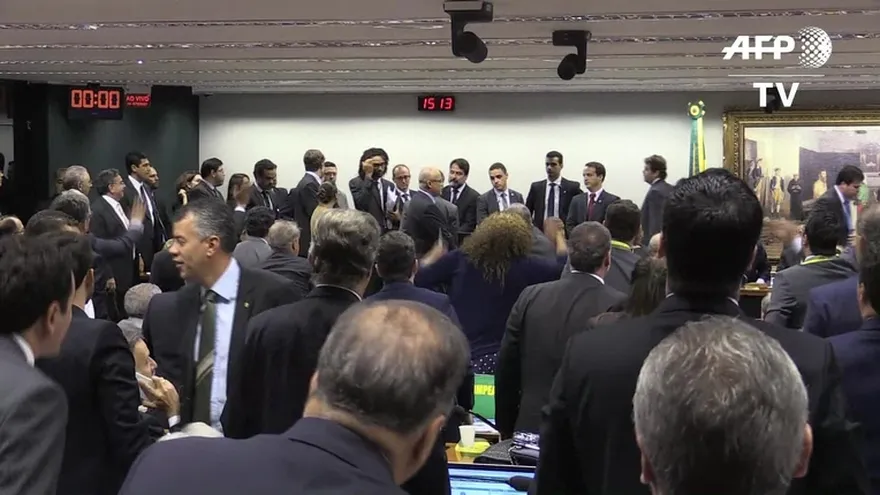 La lucha legislativa por el impeachment contra Rousseff