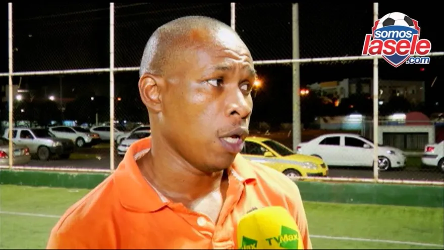 El DT Rolando Palma evalúa el resultado del amistoso Tauro FC 1 vs SD Panamá Oeste 0