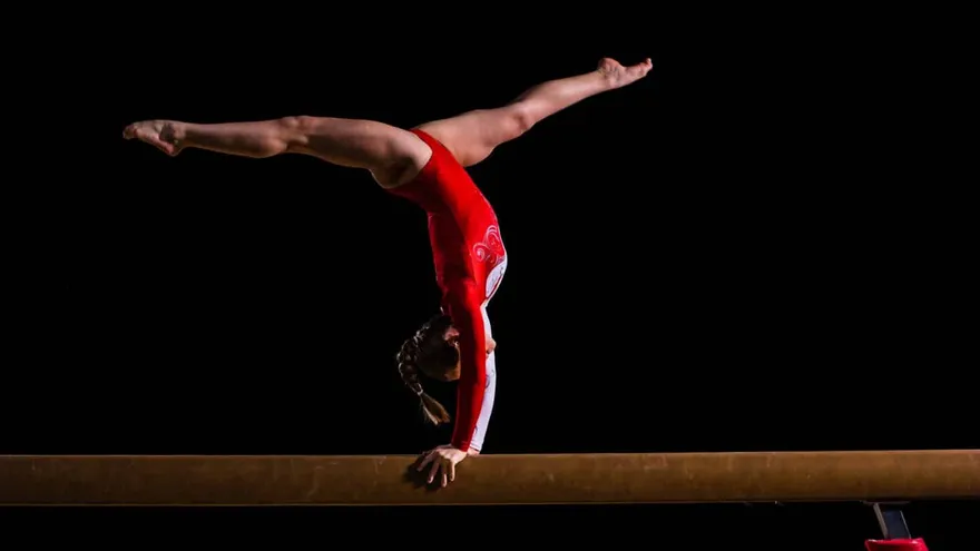 Gimnastas canadienses demandan a dirigentes por supuestos abusos