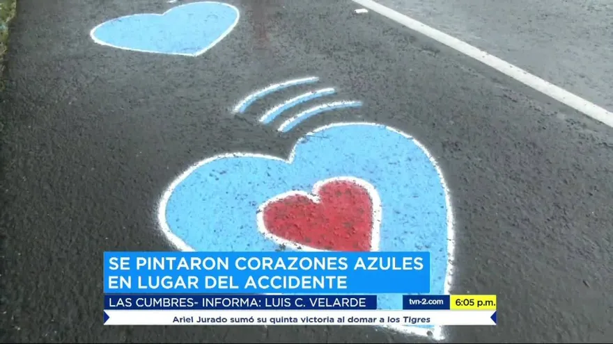 Pintan corazones azules en lugar donde ocurrió accidente en Las Cumbres