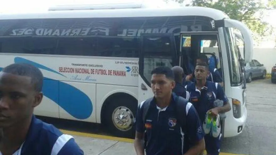 Panameños y ticos preparan armas en secreto