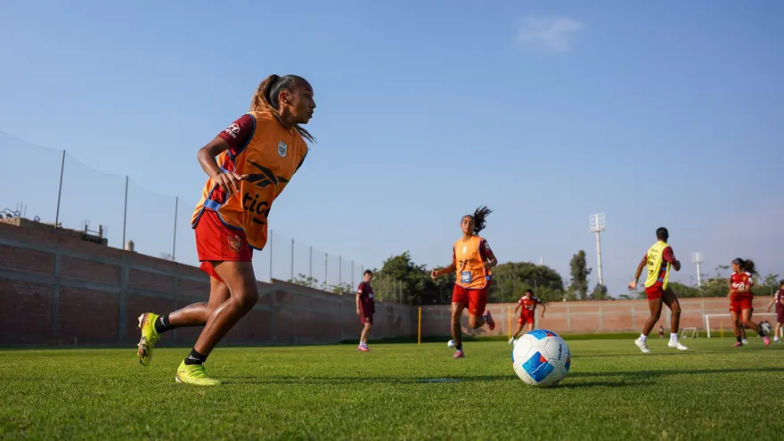 Entrenamiento de la Selección Femenina de Panamá en Chincha, Perú