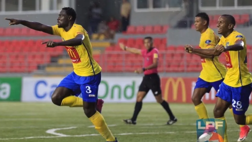 Chorrillo muestra su mejor versión ante el Tauro