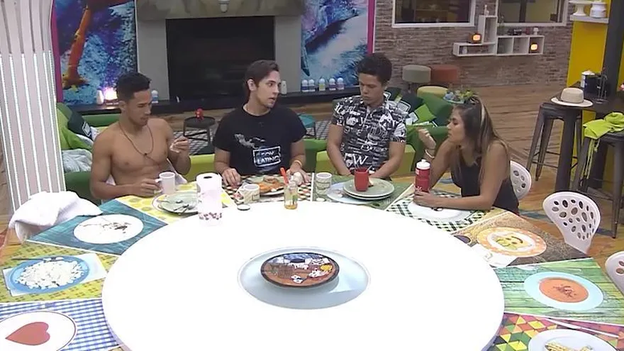 Alejo se queja por la suciedad