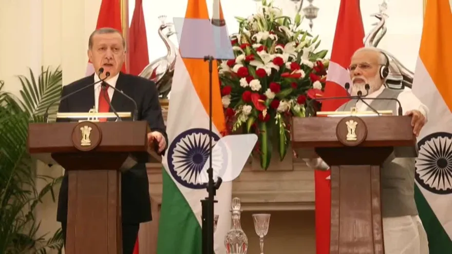 India y Turquía se comprometen a intensificar el intercambio comercial bilateral