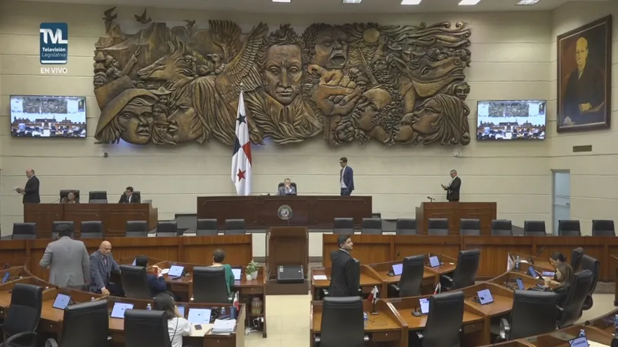 Diputados piden explicaciones a Cancillería por panameños que sirven en el Ejército ruso