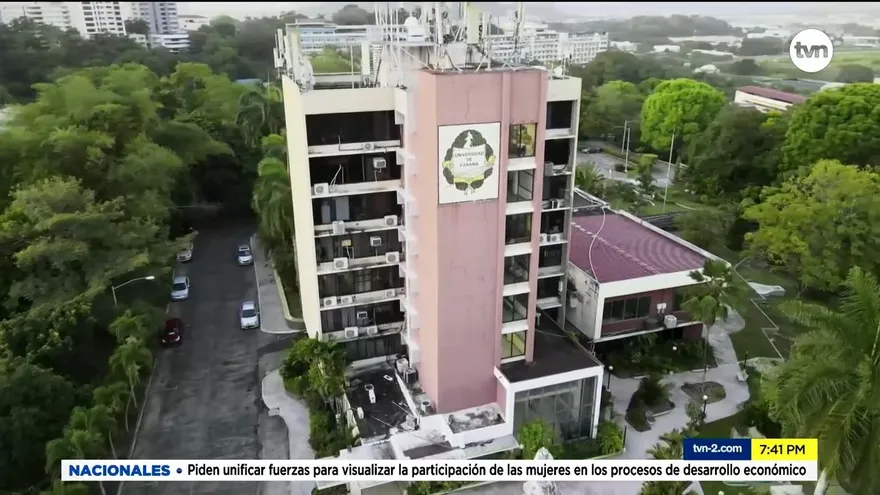 Abren programa de becas a través del Ministerio de Relaciones Exteriores