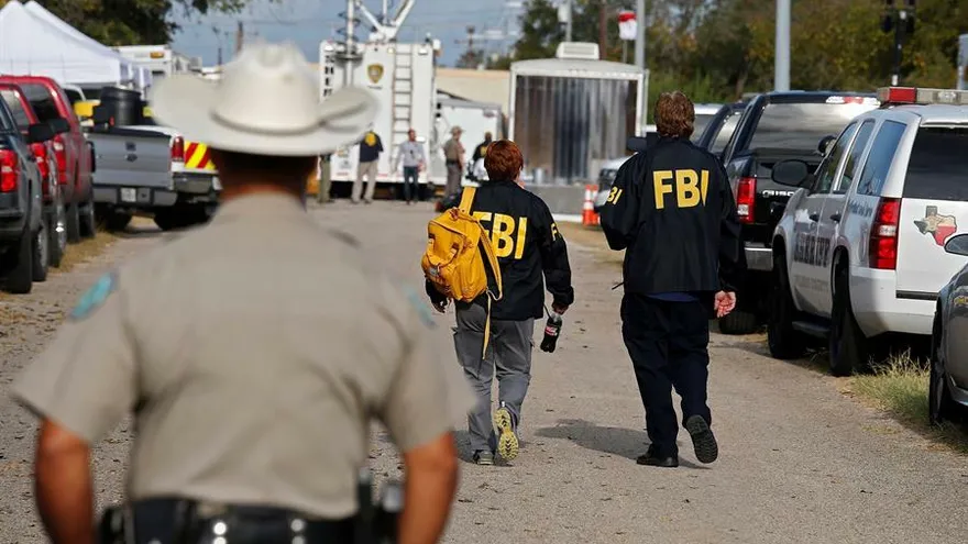 Cinco muertos, 21 heridos y supuesto atacante abatido en un tiroteo en Texas