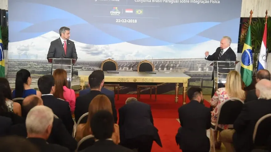 Presidentes de Paraguay y Brasil construirán dos puentes