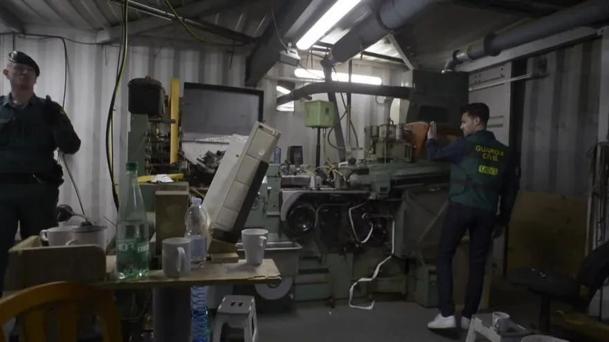 Desmantelan en España una fábrica subterránea de tabaco de contrabando