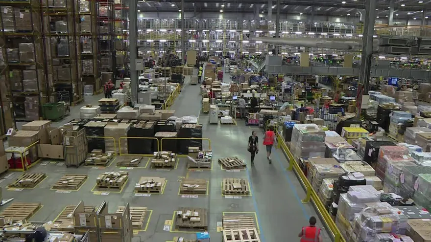 Amazon a empleados:  US$ 10 mil por renunciar y montar negocios de distribución