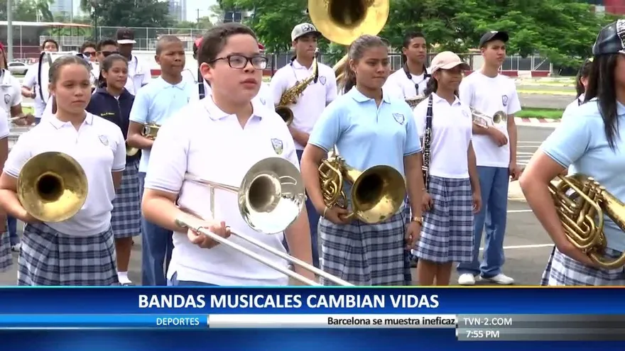 Delegaciones estudiantiles están listas para rendir honor a la patria