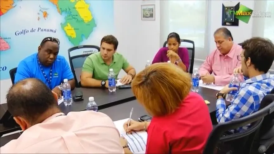 Conferencia semifinales LPF