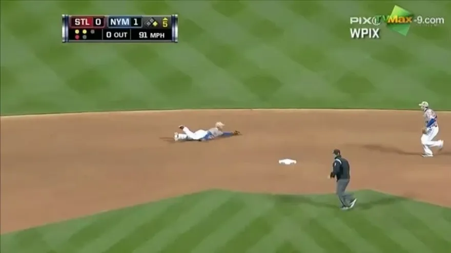 Sensacional jugada defensiva de Rub