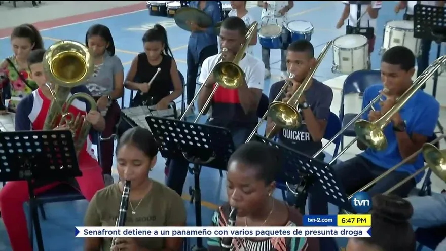 Estudiantes colonenses representarán a Panamá en Desfile de la Hispanidad