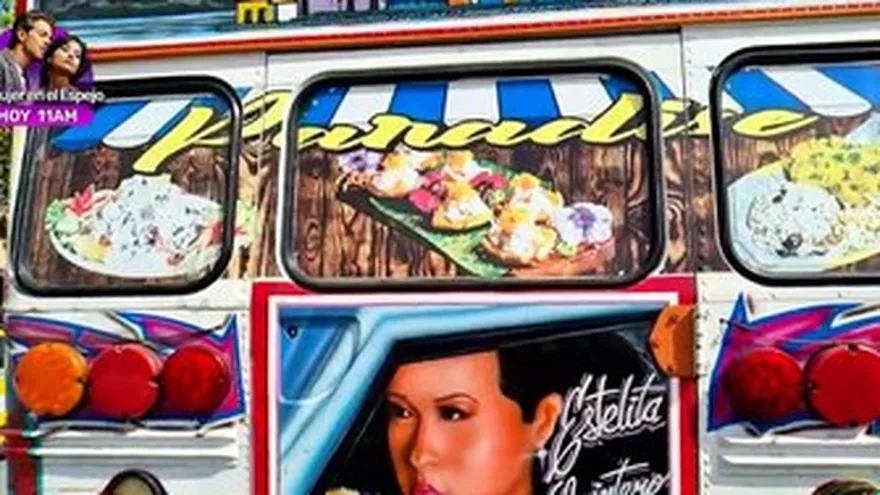 Chollykid y su paseo en el Paradise Restaurant Bus