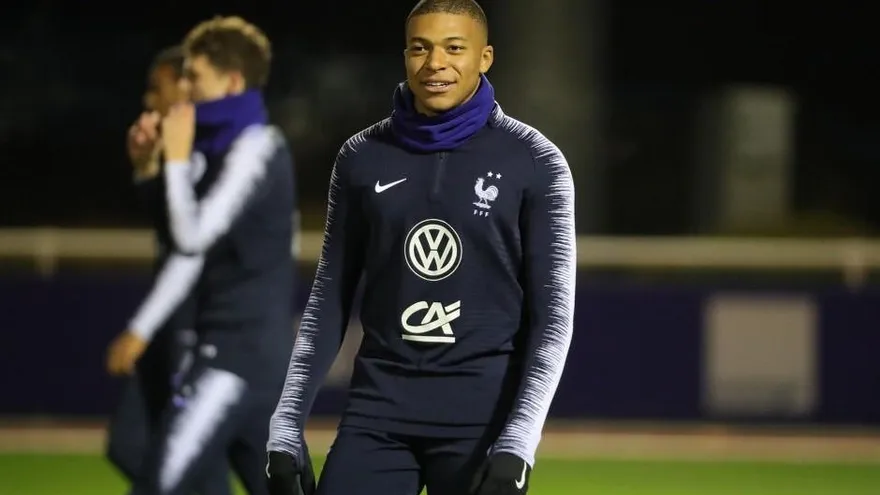 Kylian Mbappé compara su lesión a la de un personaje de Oliver y Benji