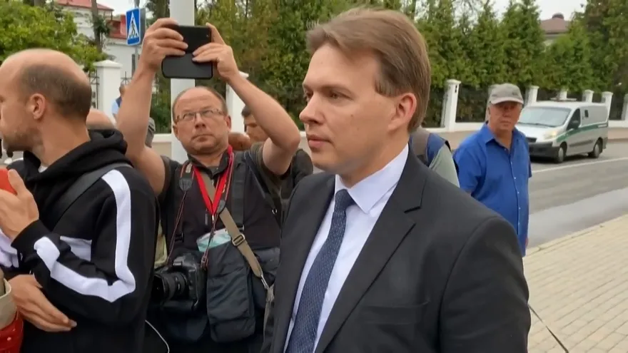 Otro opositor detenido en Bielorrusia, tras un mes de protestas contra Lukashenko