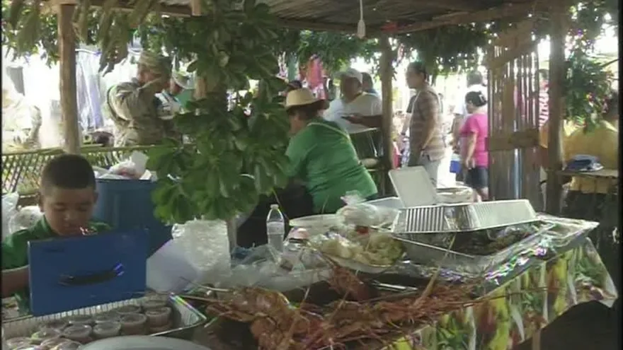 Realizan el Festival del Cangrejo y el Marisco
