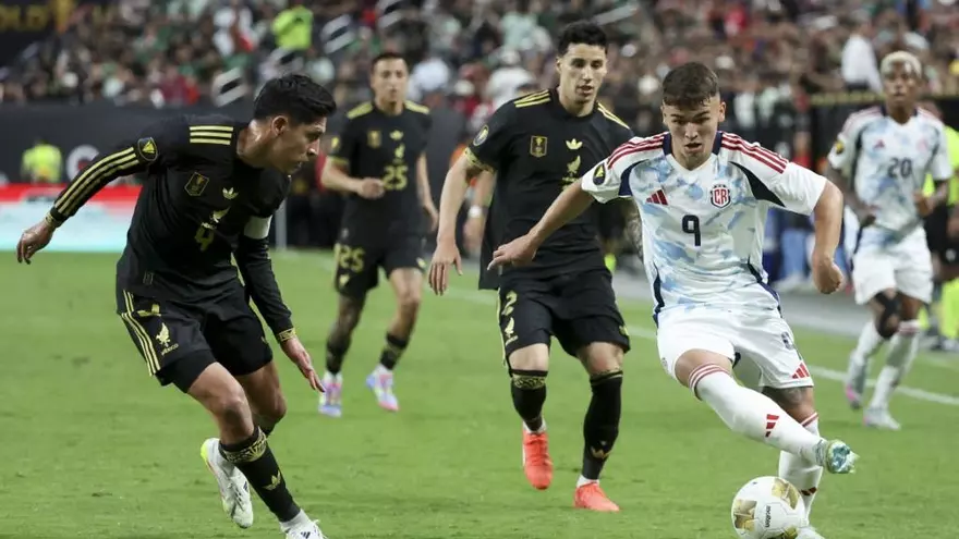 México y Costa Rica en acción