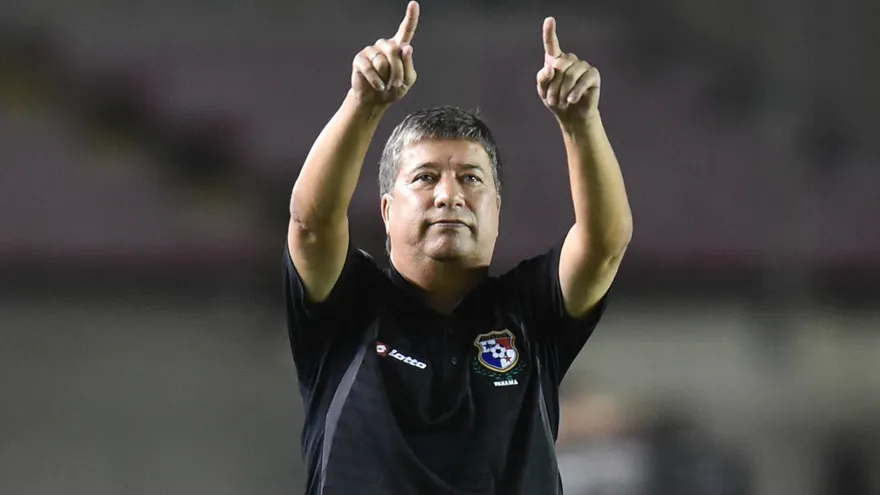 La defensa, el rompecabezas de Hernán Darío 'Bolillo' Gómez