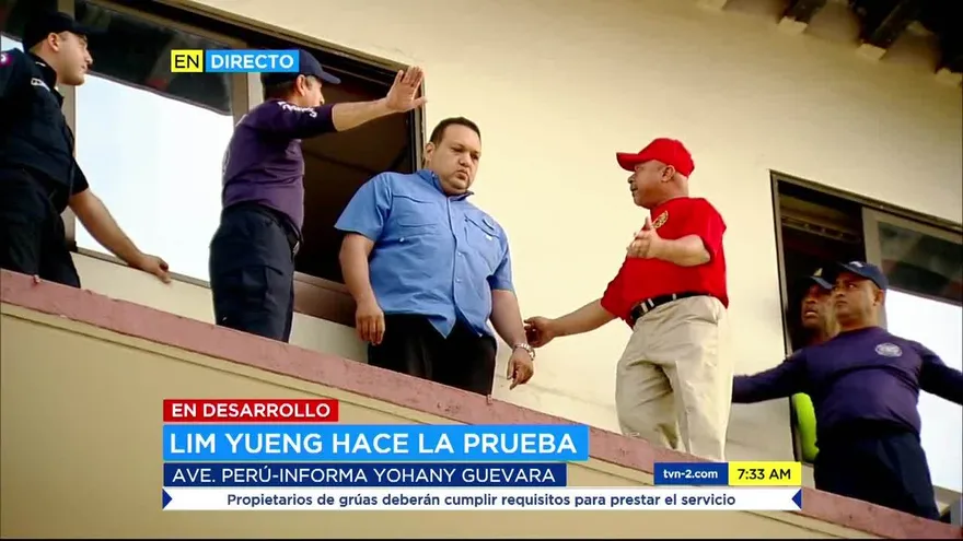 Simulacro con el colchón de salvamento