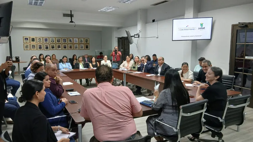 Ante la actual escasez de sangre en los bancos del país, el Ministerio de Salud (Minsa) instaló este martes 27 de enero la Red Nacional de Bancos de Sangre, una iniciativa que integra a hospitales del sector público, la Caja de Seguro Social (CSS) y centros privados.