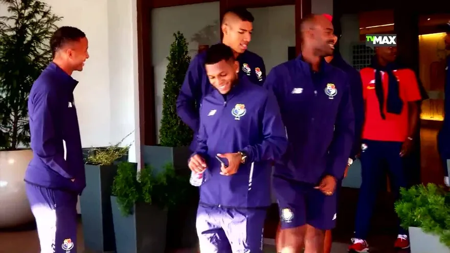 La Sele realizó una caminata en Oporto, Portugal