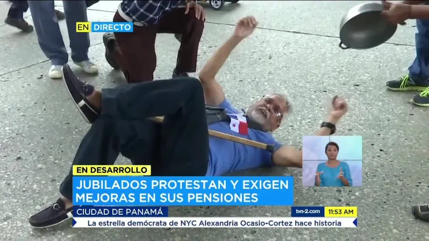 Jubilados y pensionados protestan para exigir aumento