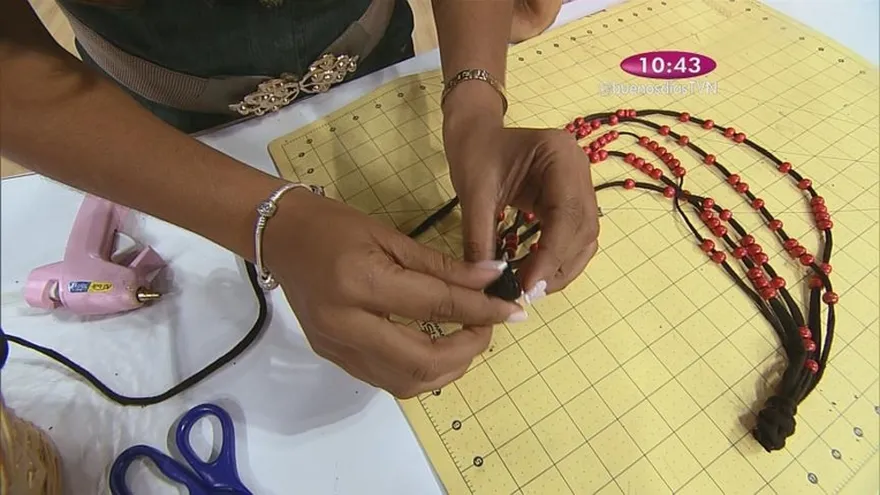 Como lo hago "Collares de Cuentas"