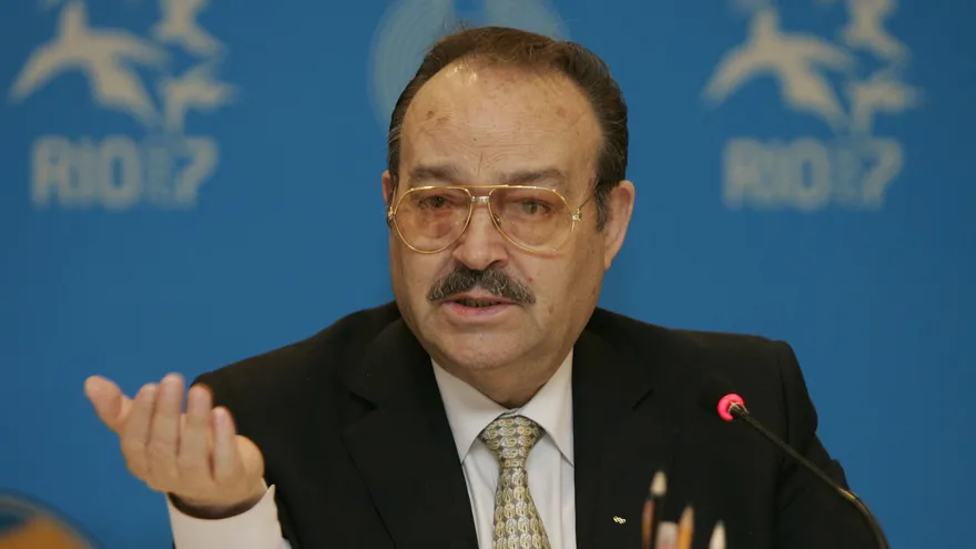 Vázquez Raña renuncia a todos sus cargos en el COI