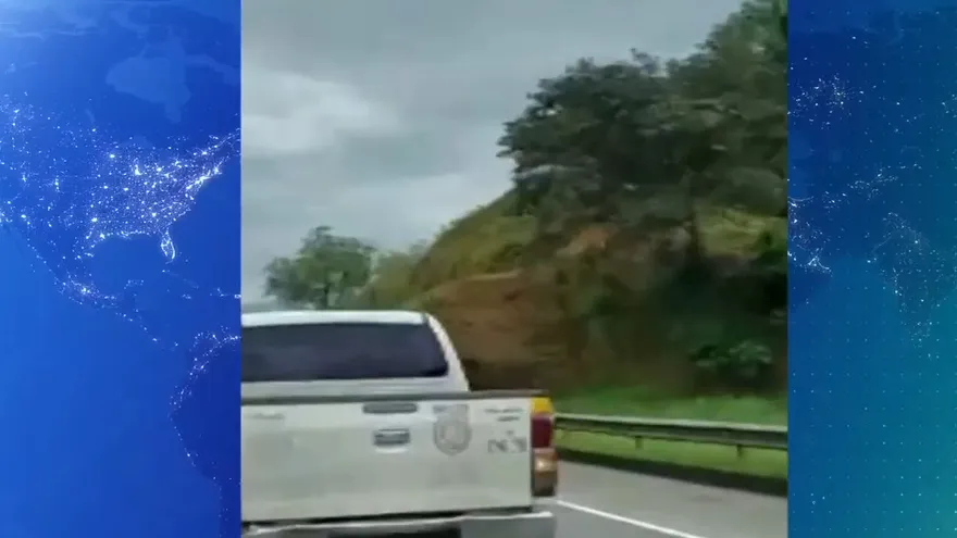 Aduanas investiga manejo desordenado de conductor de la entidad