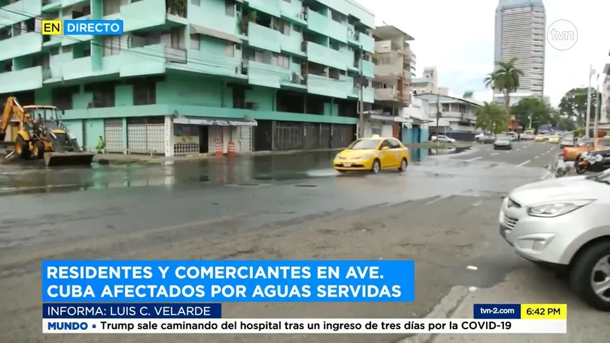 Negocios y residentes afectado por aguas servidas en Avenida Cuba
