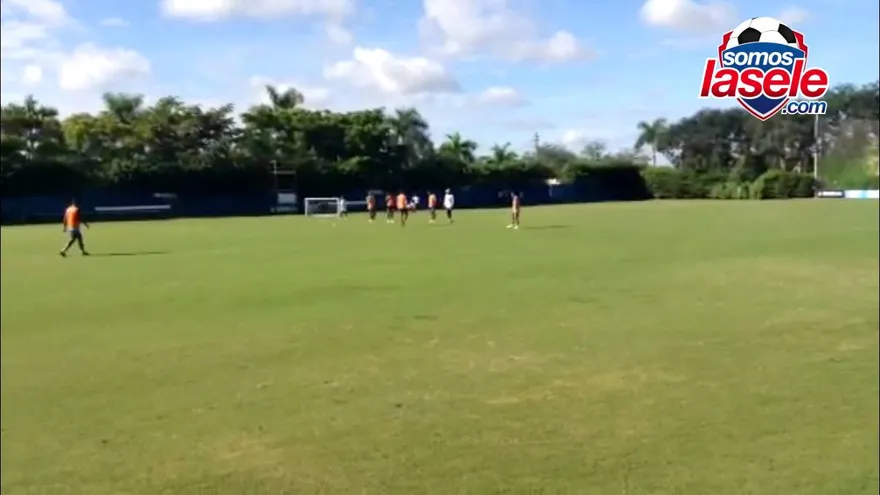 El directo, la sele ya inició su entrenamiento de hoy lunes