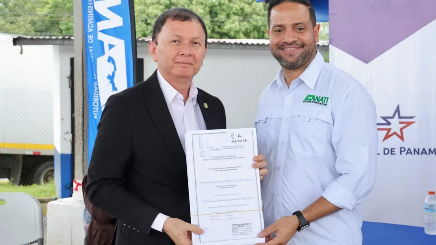 Escuelas beneficiadas podrán acceder a proyectos de infraestructura gracias a la titulación de sus terrenos