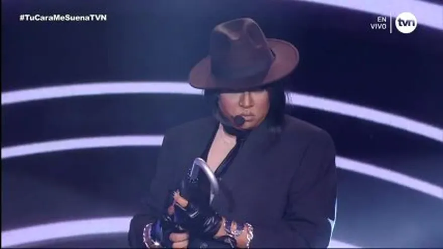 ¡Ni siquiera la lluvia la pudo parar! La Ministra fue pura Rihanna vibes