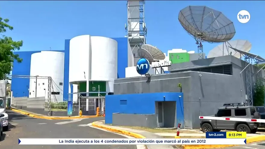 Monseñor Ulloa envía mensaje a equipo de TVN Noticias