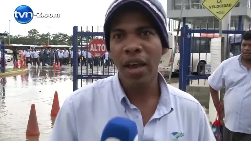 Caos y amenazas de muerte ante paro del Metrobús