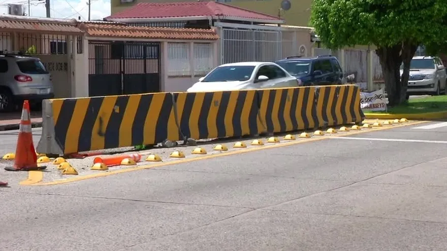 Remueven muros jersey