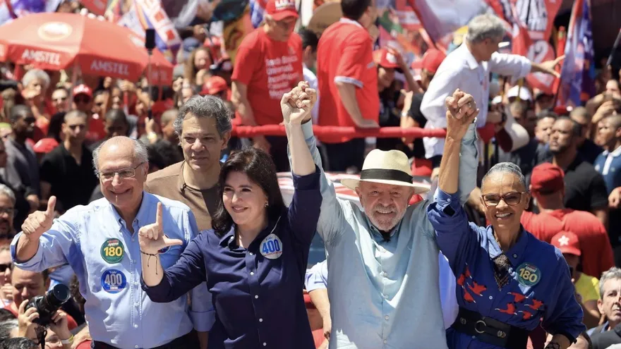 Brasil acude a las urnas el domingo para optar entre dos modelos de país propuestos por el izquierdista Luiz Inácio Lula da Silva y el derechista Flávio Bolsonaro