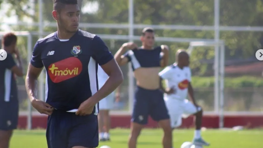 Ismael Díaz durante la práctica de este miércoles con el seleccionado nacional.