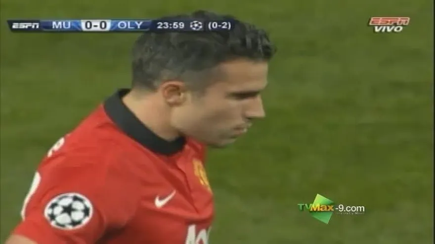 1-0	del Manchester lo hace Van Persie de penal