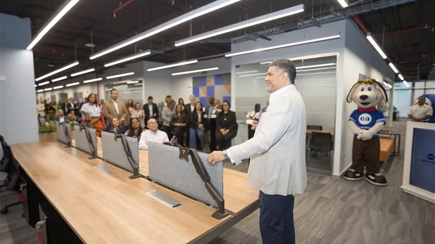 En las nuevas instalaciones trabajarán más de 140 colaboradores que integran equipos multidisciplinarios, enfocados en optimizar procesos, fortalecer la operación del banco y desarrollar iniciativas innovadoras que acompañen la evolución de los servicios financieros.