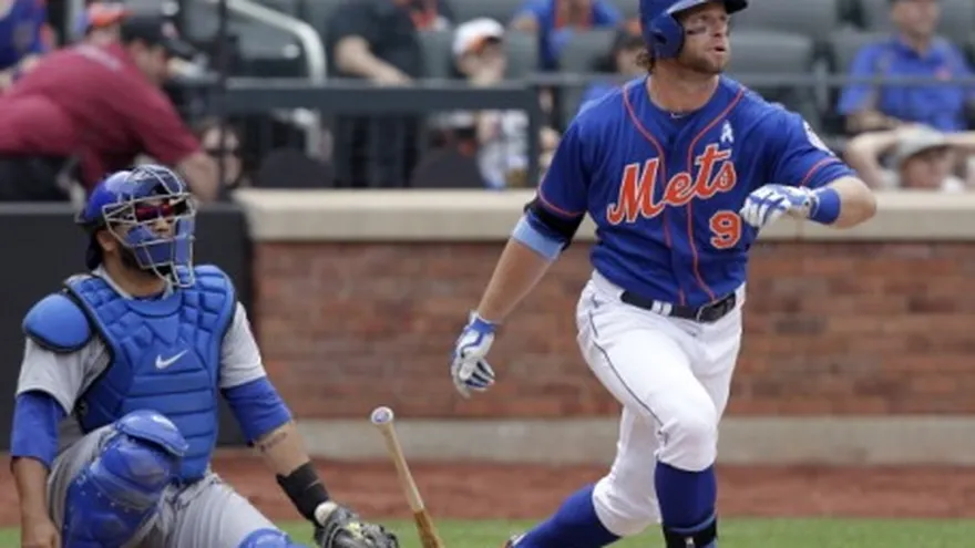 Nieuwenhuis da triunfo a Mets con jonrón