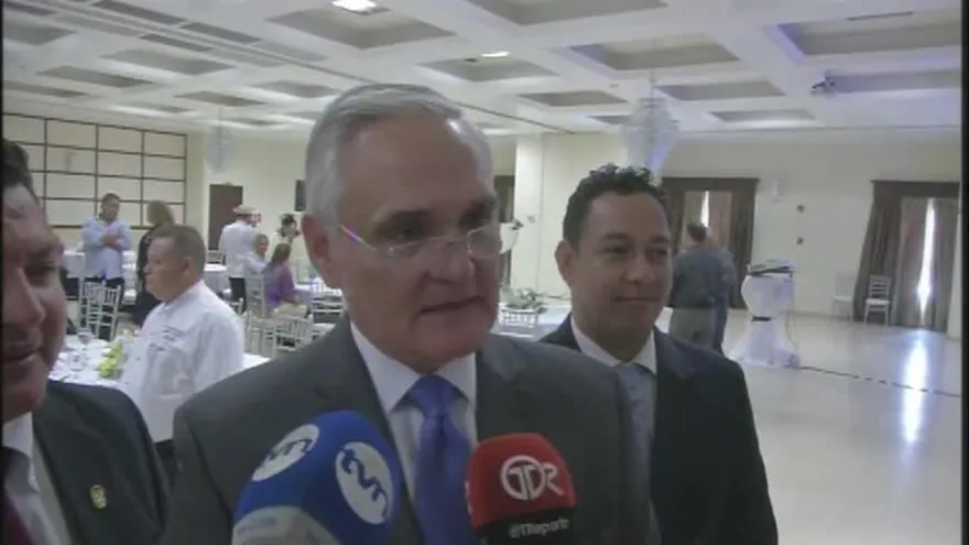 Cambia de nombre barco que hará tránsito inaugural por el canal ampliado