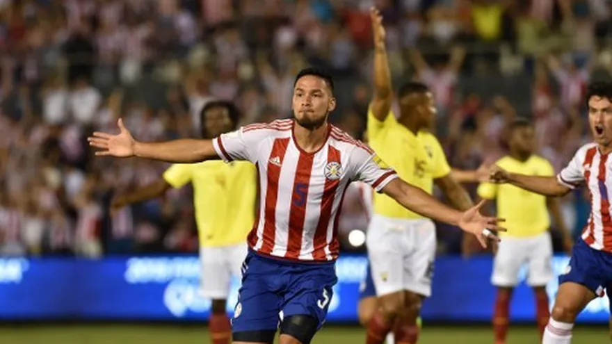 Paraguay vence a Ecuador y aún sueña con Rusia-2018.