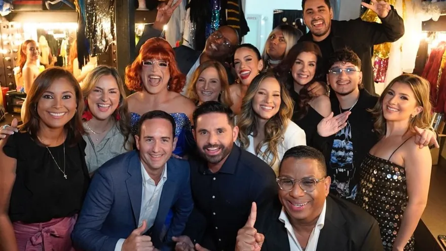 Transformaciones, risas, música y un escenario encendido ¡Nadie se lo puede perder!