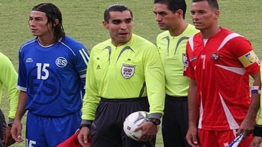 El ex arbitro mexicano, "El Chiquidracula" Marco Rodríguez, será DT en España