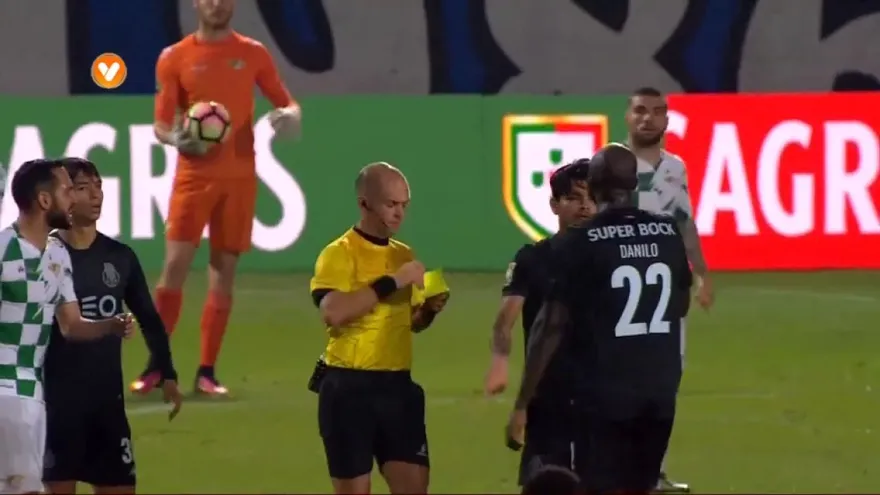 Momento de la expulsión de Danilo Pereira